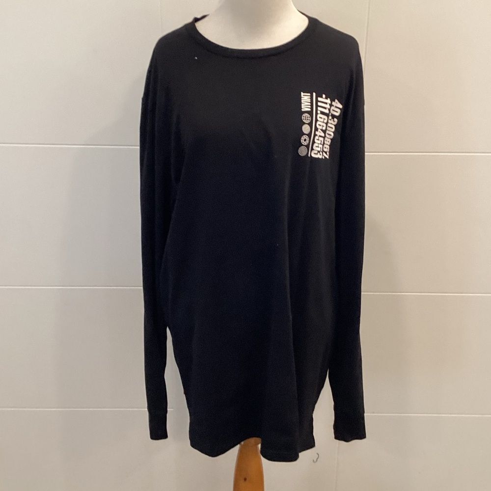 XL Brooklyn Tee Black Long Sleeve Graphic Tee